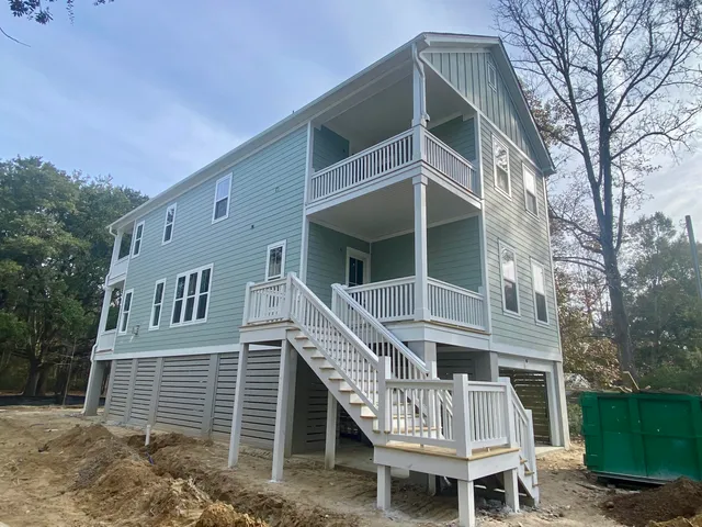 $989,999 | 1370 Lucinda Street, Mount Pleasant, SC 29466