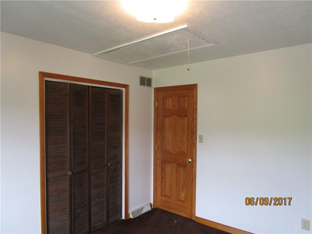 322 School Street McKees Rocks, PA 15136 - Photo 15 of 25