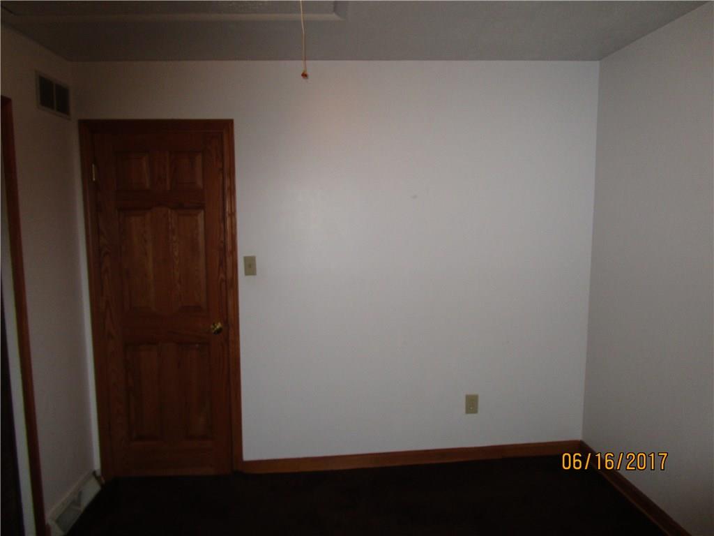322 School Street McKees Rocks, PA 15136 - Photo 16 of 25