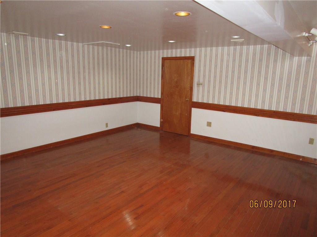 322 School Street McKees Rocks, PA 15136 - Photo 18 of 25