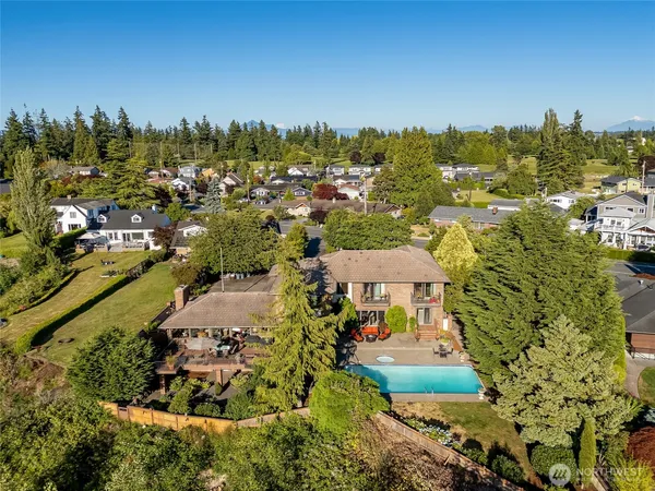 $1,699,950 | 416 Alverson Boulevard, Everett, WA 98201