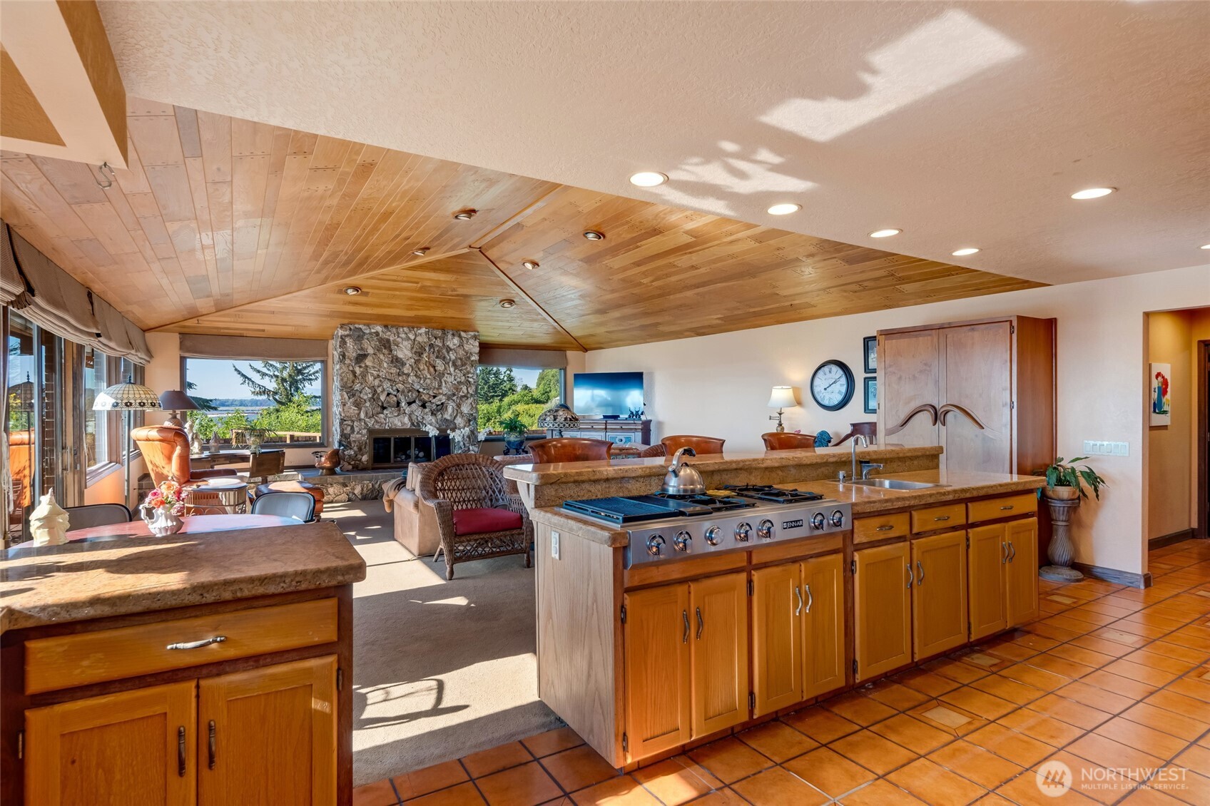 416 Alverson Boulevard Everett, WA 98201 - Photo 16 of 39