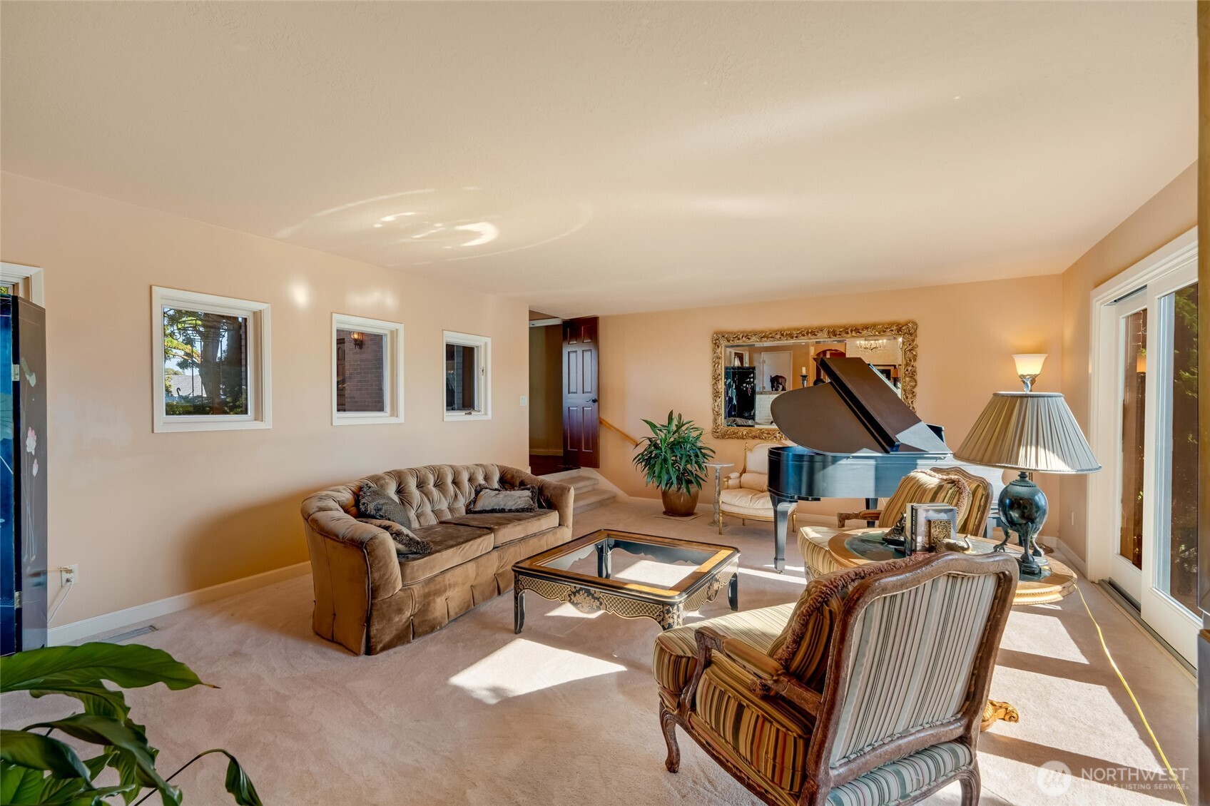 416 Alverson Boulevard Everett, WA 98201 - Photo 9 of 39