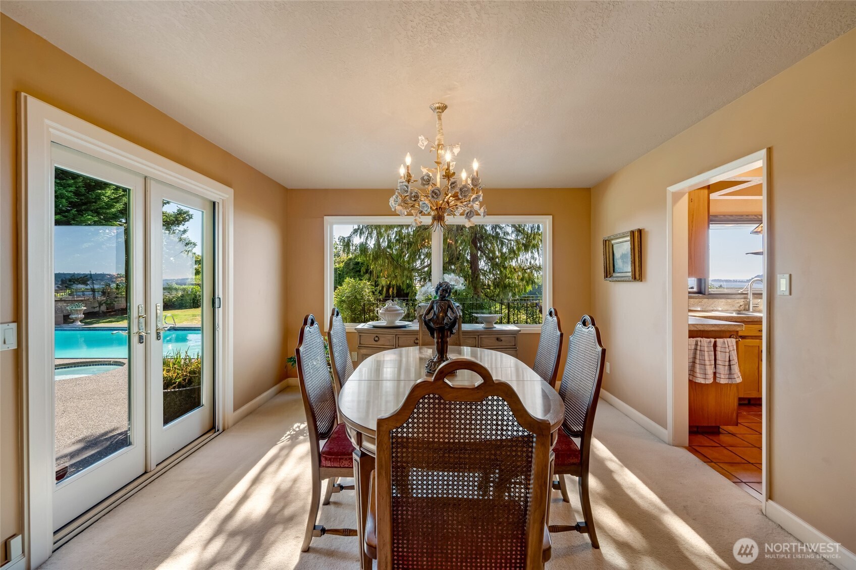 416 Alverson Boulevard Everett, WA 98201 - Photo 10 of 39