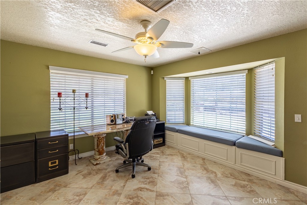 16728 Shirwaun Road Apple Valley, CA 92307 - Photo 37 of 72