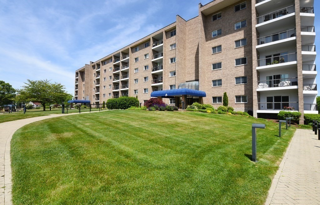 64 Broad Reach, Unit 111, Weymouth, MA 02191 Compass