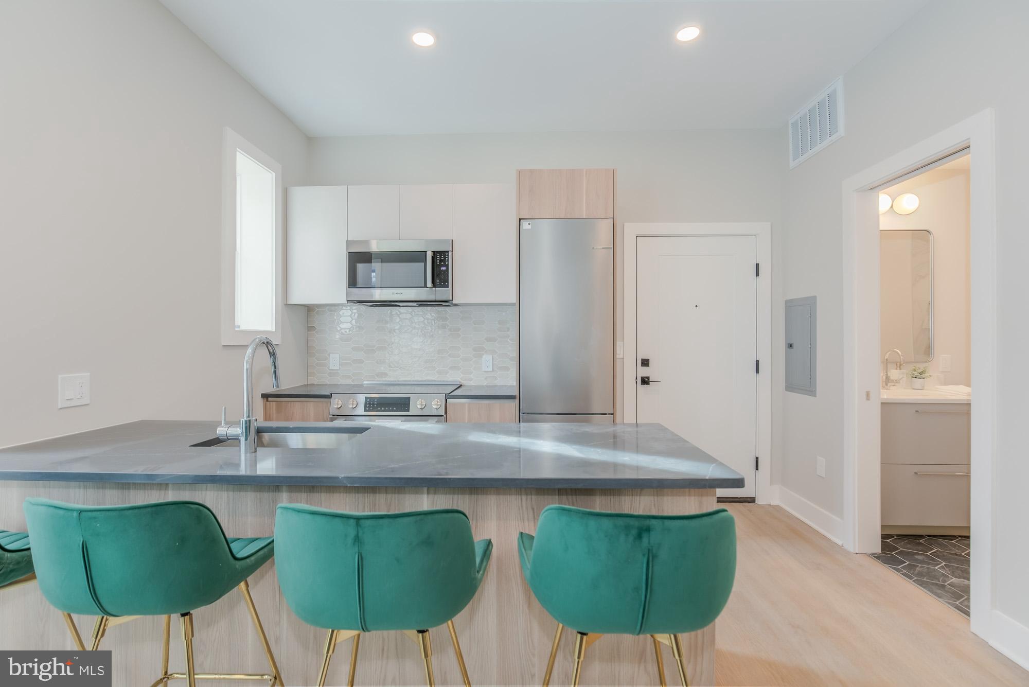 933 N Street Northwest, Unit 101 Washington, DC 20001 - Photo 6 of 18