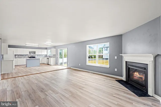 $580,000 | 30 Stanley Loop, Fredericksburg, VA 22406