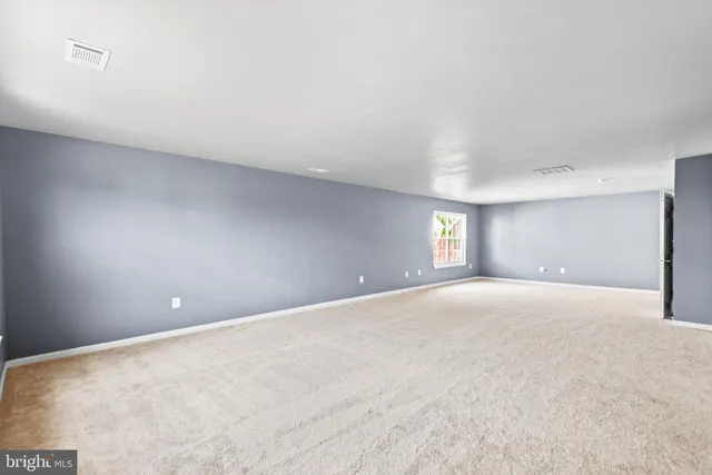 $580,000 | 30 Stanley Loop, Fredericksburg, VA 22406