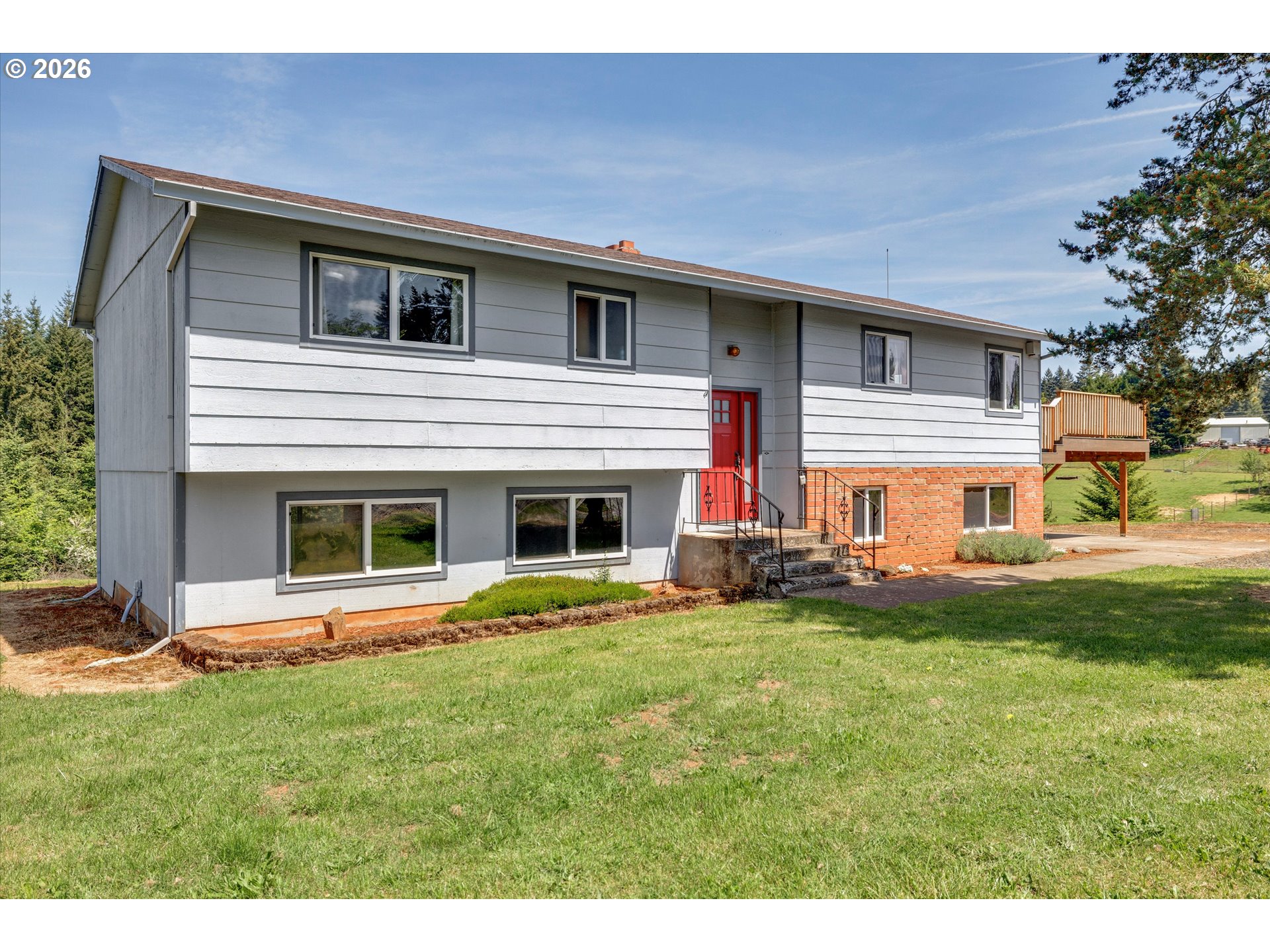 24271 South Larkin Road Beavercreek, OR 97004 - Photo 1 of 43