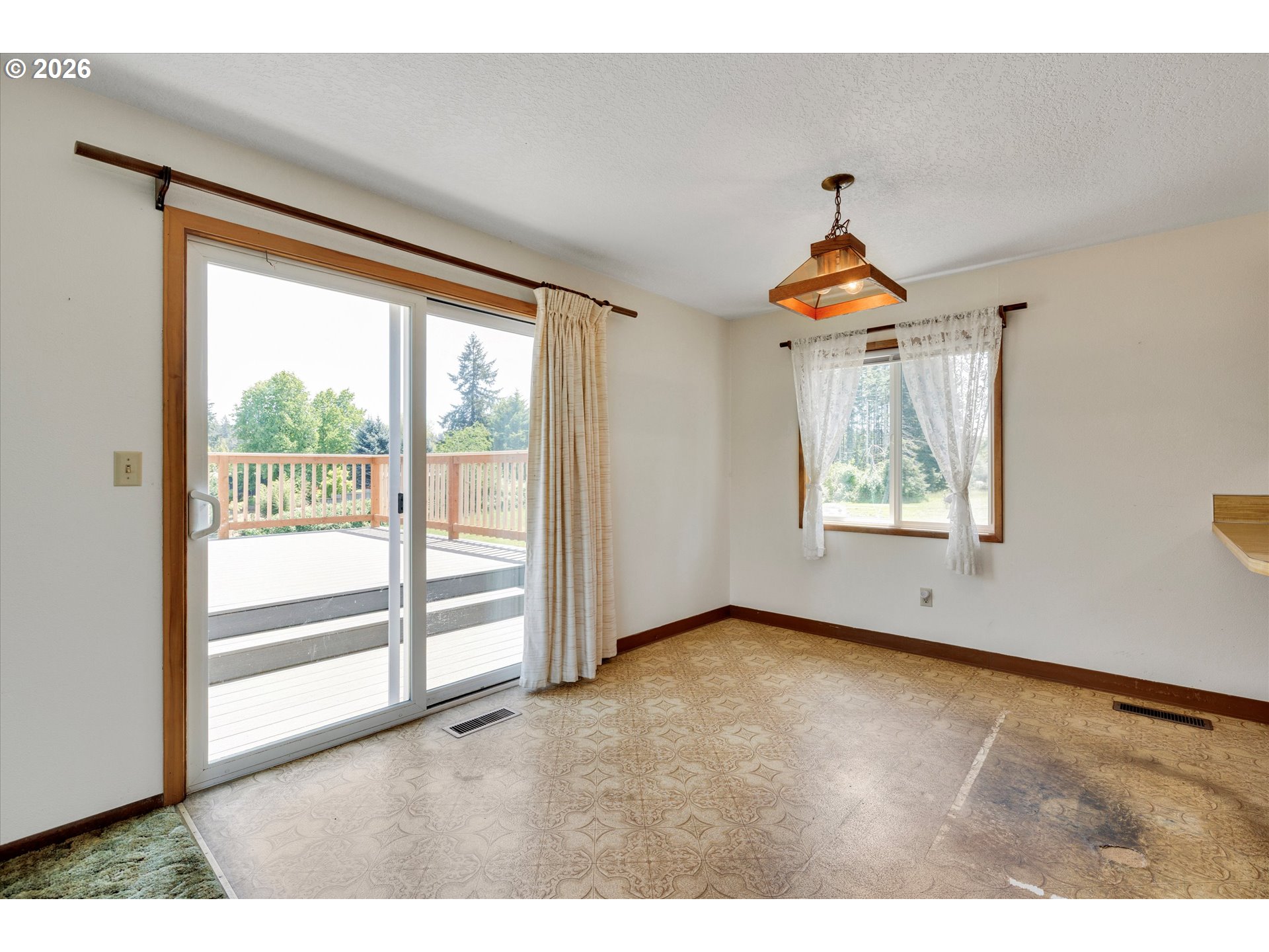 24271 South Larkin Road Beavercreek, OR 97004 - Photo 7 of 43