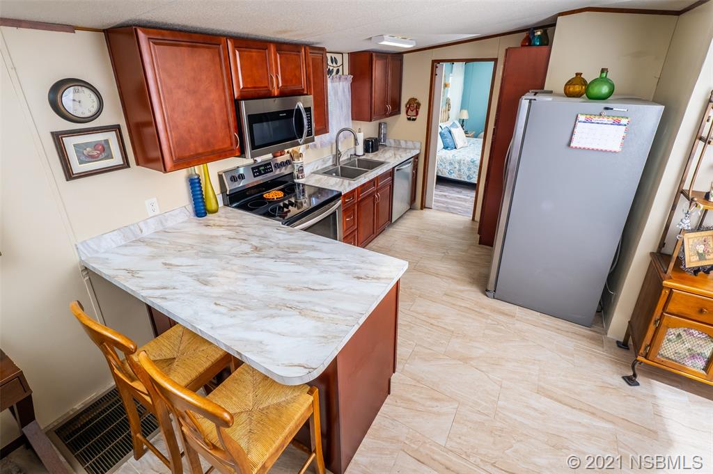 123 Cedar Street Edgewater, FL 32141 - Photo 13 of 32 Gallery Image 13