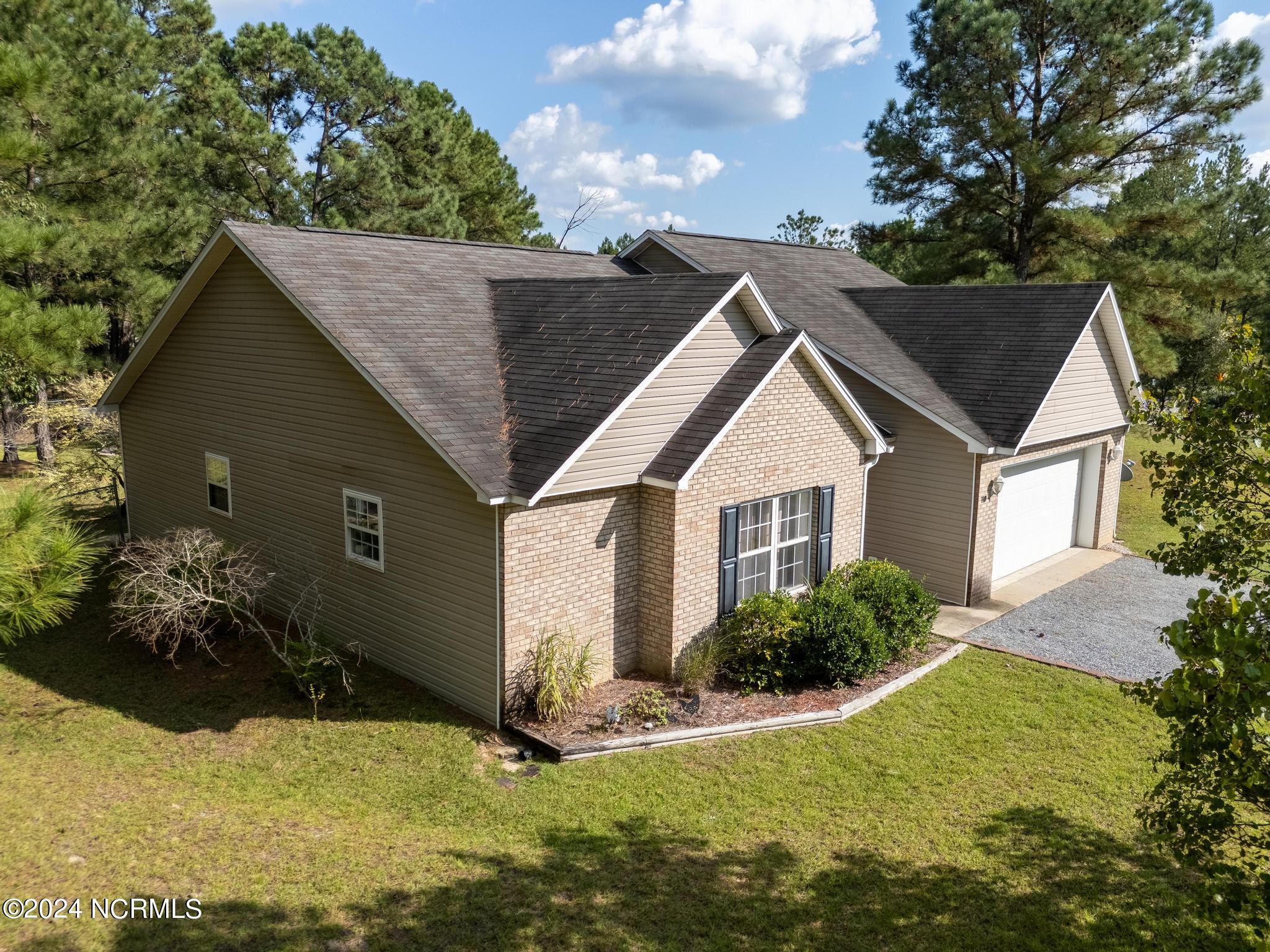 110 Ravenwood Road Aberdeen, NC 28315 - Photo 31 of 32 84CADDF4-86E9-4976-9B75-70B4587FB08B