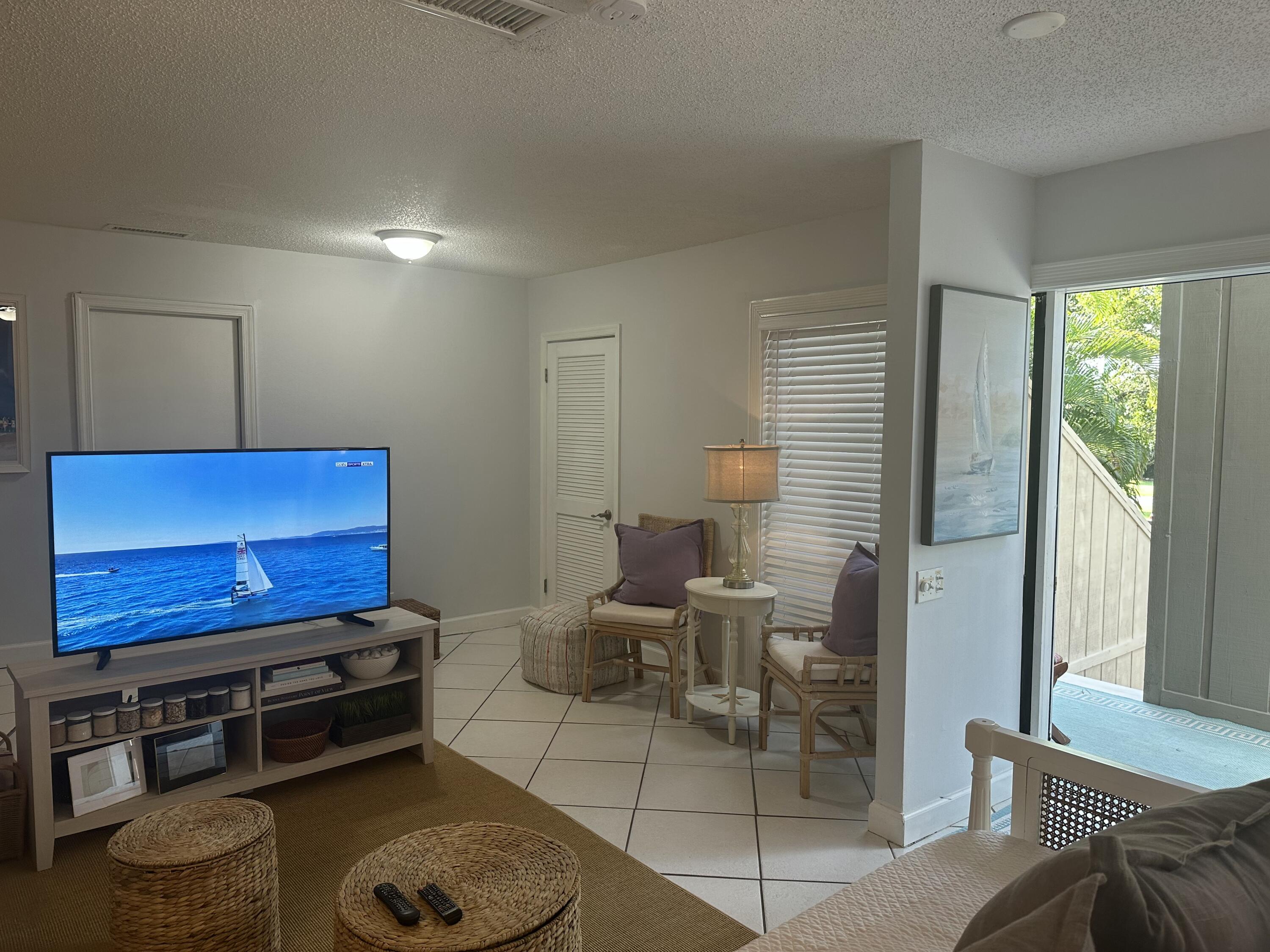 1605 Highway 1, Unit 2F Jupiter, FL 33477 - Photo 24 of 43 IMG_3128