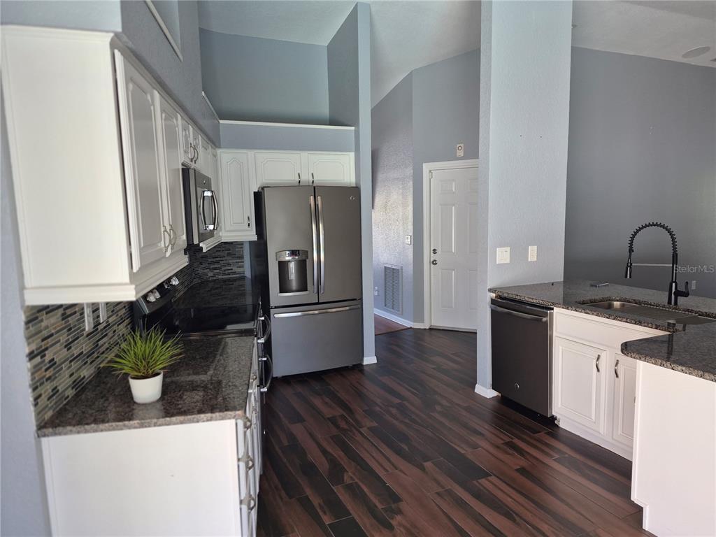 26 Ridgecroft Lane Safety Harbor, FL 34695 - Photo 5 of 23