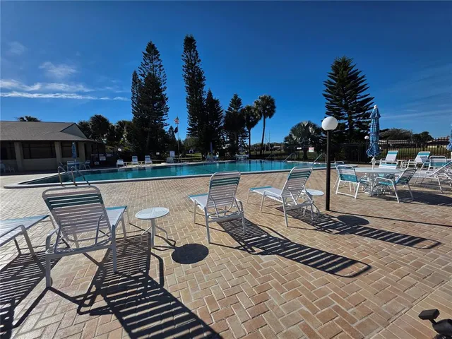 $165,000 | 1503 16th Circle Southeast, Largo, FL 33771