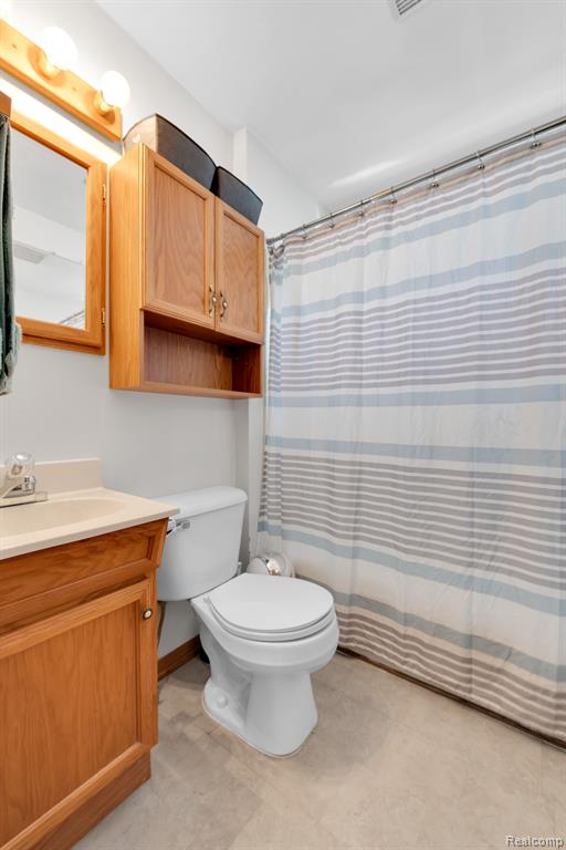 383 West Kennett Road Pontiac, MI 48340 - Photo 12 of 19 Gallery Image 12