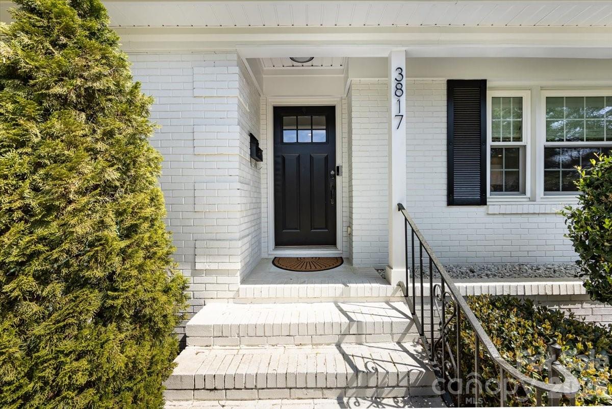 3817 Flowerfield Road Charlotte, NC 28210 - Photo 5 of 36