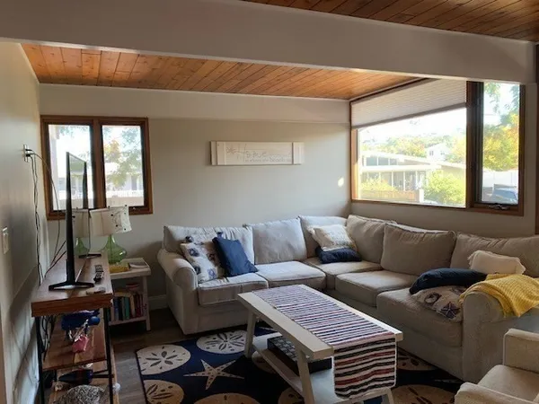 $9,000 | 1 Sandy Way, Gloucester, MA 01930