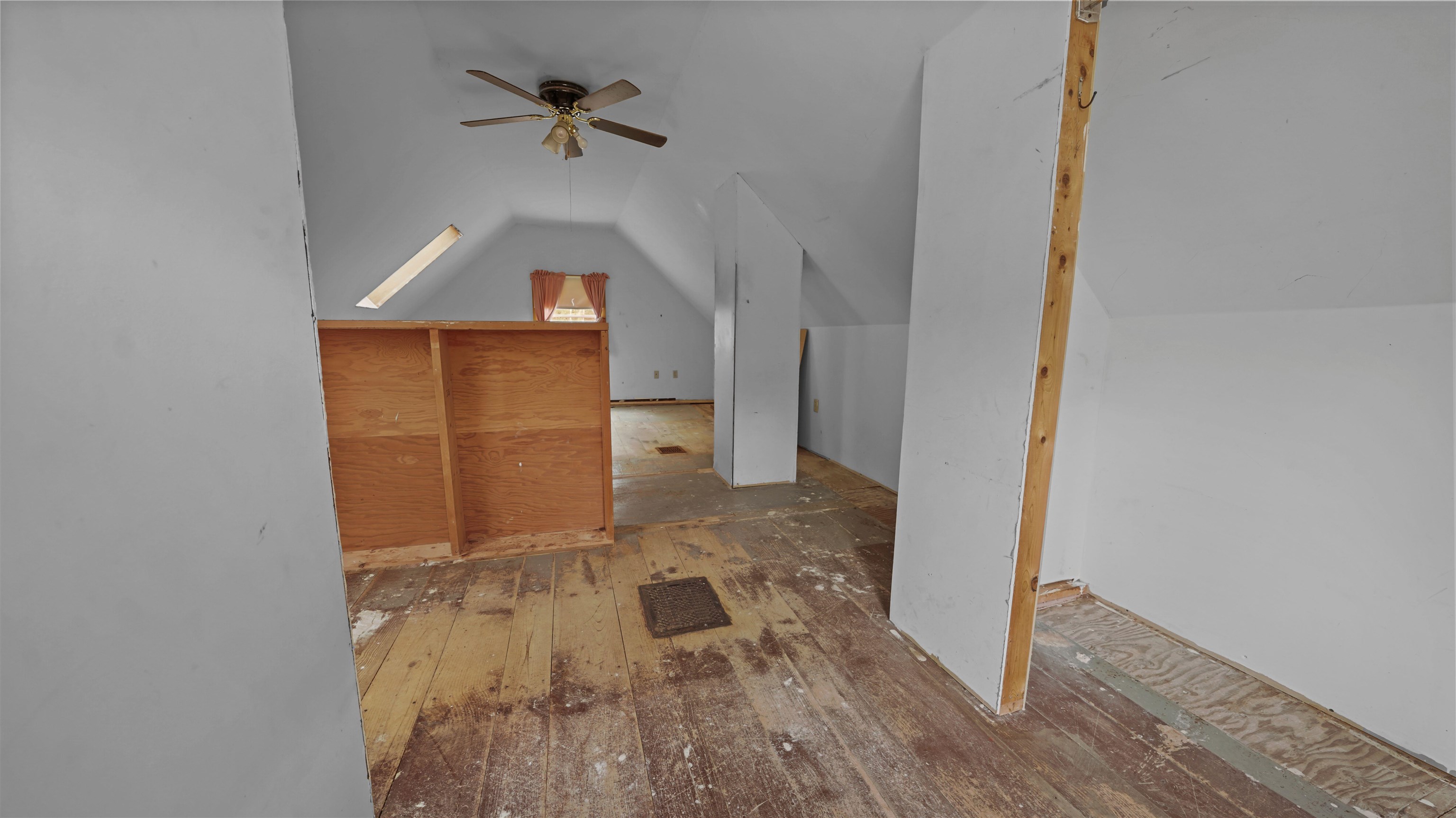105 Clement Hill Road Hopkinton, NH 03229 - Photo 10 of 11
