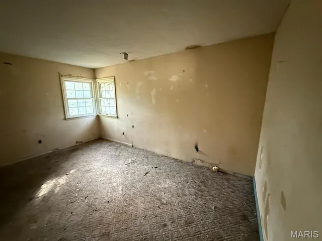 $79,900 | 12 Smith Lane, New Florence, MO 63363