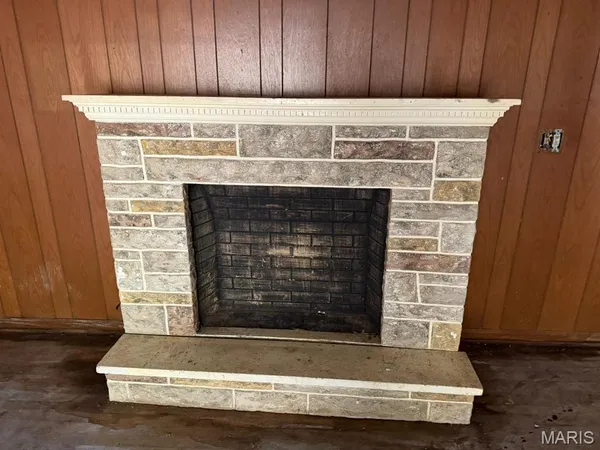 $39,900 | 12 Smith Lane, New Florence, MO 63363