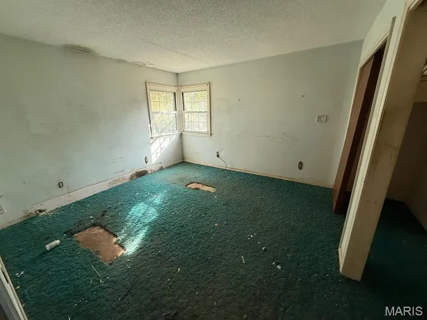 $39,900 | 12 Smith Lane, New Florence, MO 63363