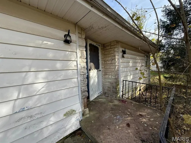 $79,900 | 12 Smith Lane, New Florence, MO 63363