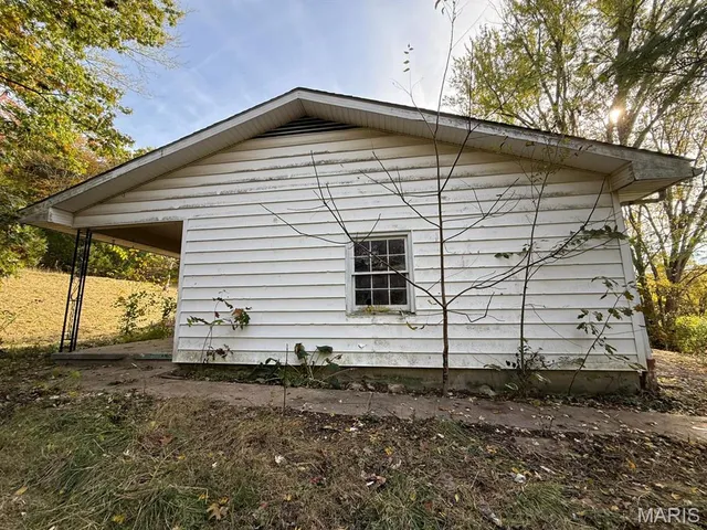 $79,900 | 12 Smith Lane, New Florence, MO 63363