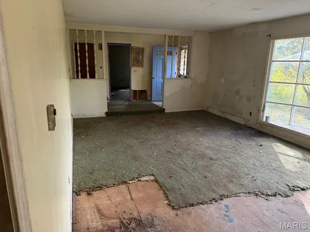 $79,900 | 12 Smith Lane, New Florence, MO 63363