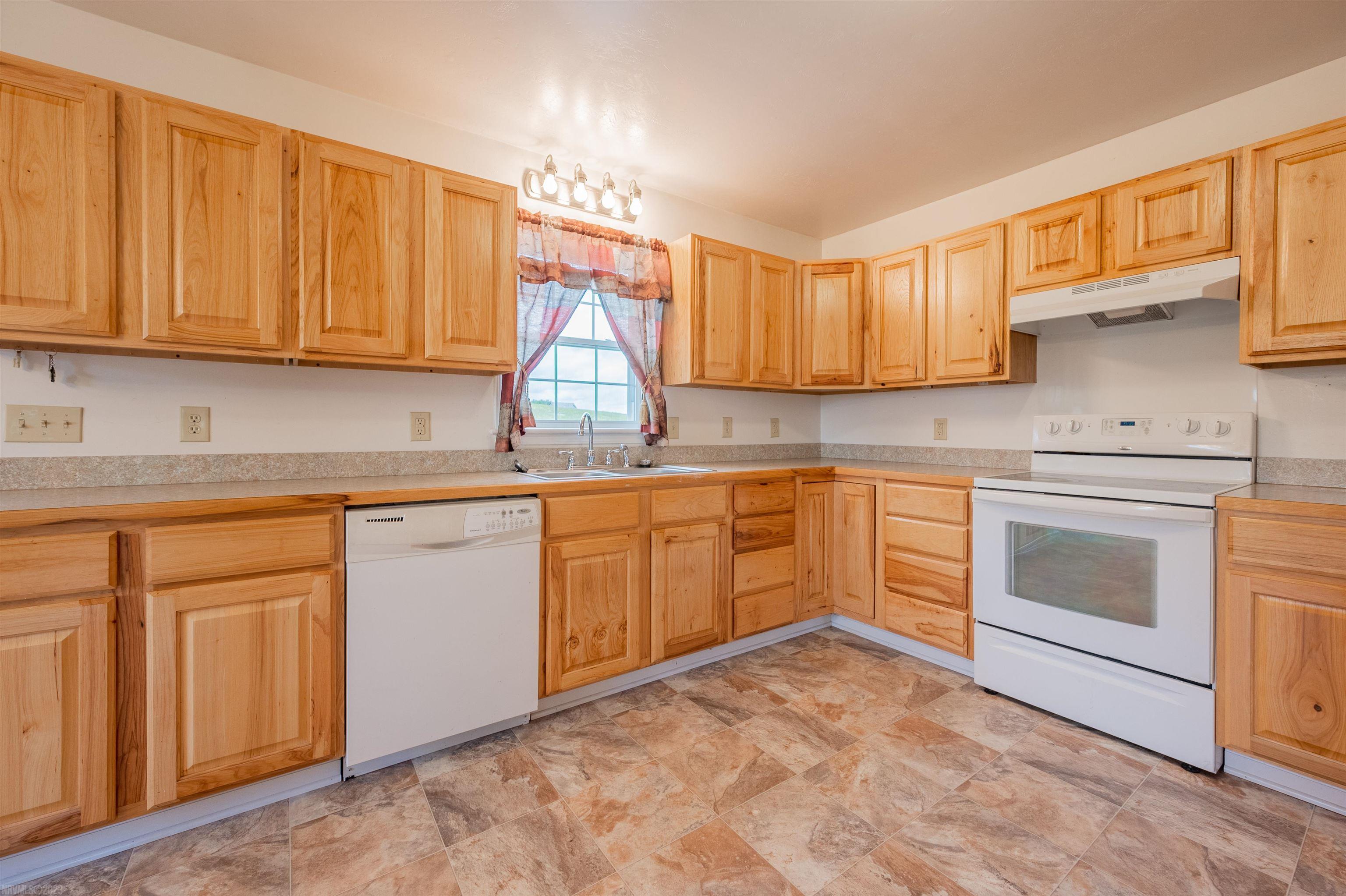704 Fort Chiswell Road Max Meadows, VA 24360 - Photo 29 of 79 Gallery Image 29