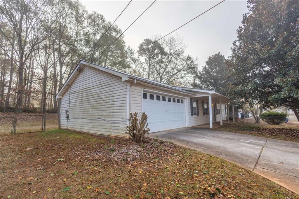 585 Cowan Road Covington, GA 30016 - Photo 3 of 25