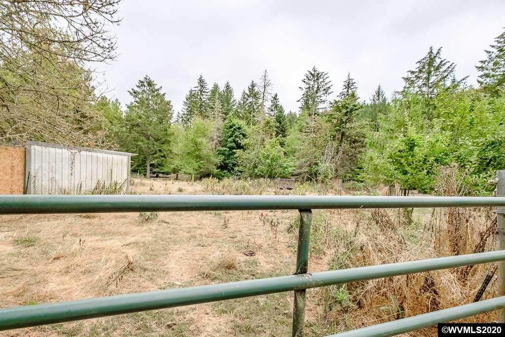 6055 Peaks View Road Scotts Mills, OR 97375 - Photo 40 of 42 Gallery Image 40