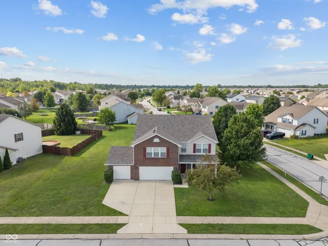 $2,600 | 2310 Liatris Drive, Plainfield, IN 46168