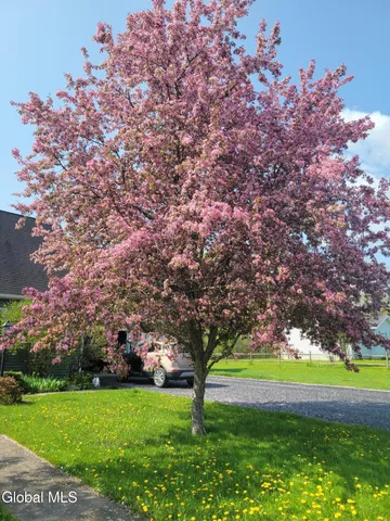 $340,000 | 4 Battle Hill Drive, Fort Ann, NY 12827