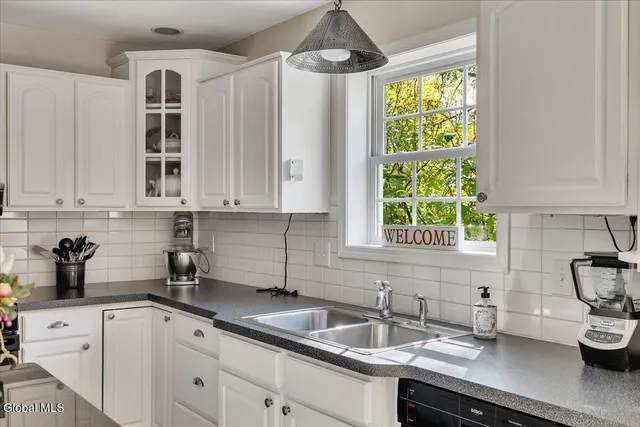 $340,000 | 4 Battle Hill Drive, Fort Ann, NY 12827