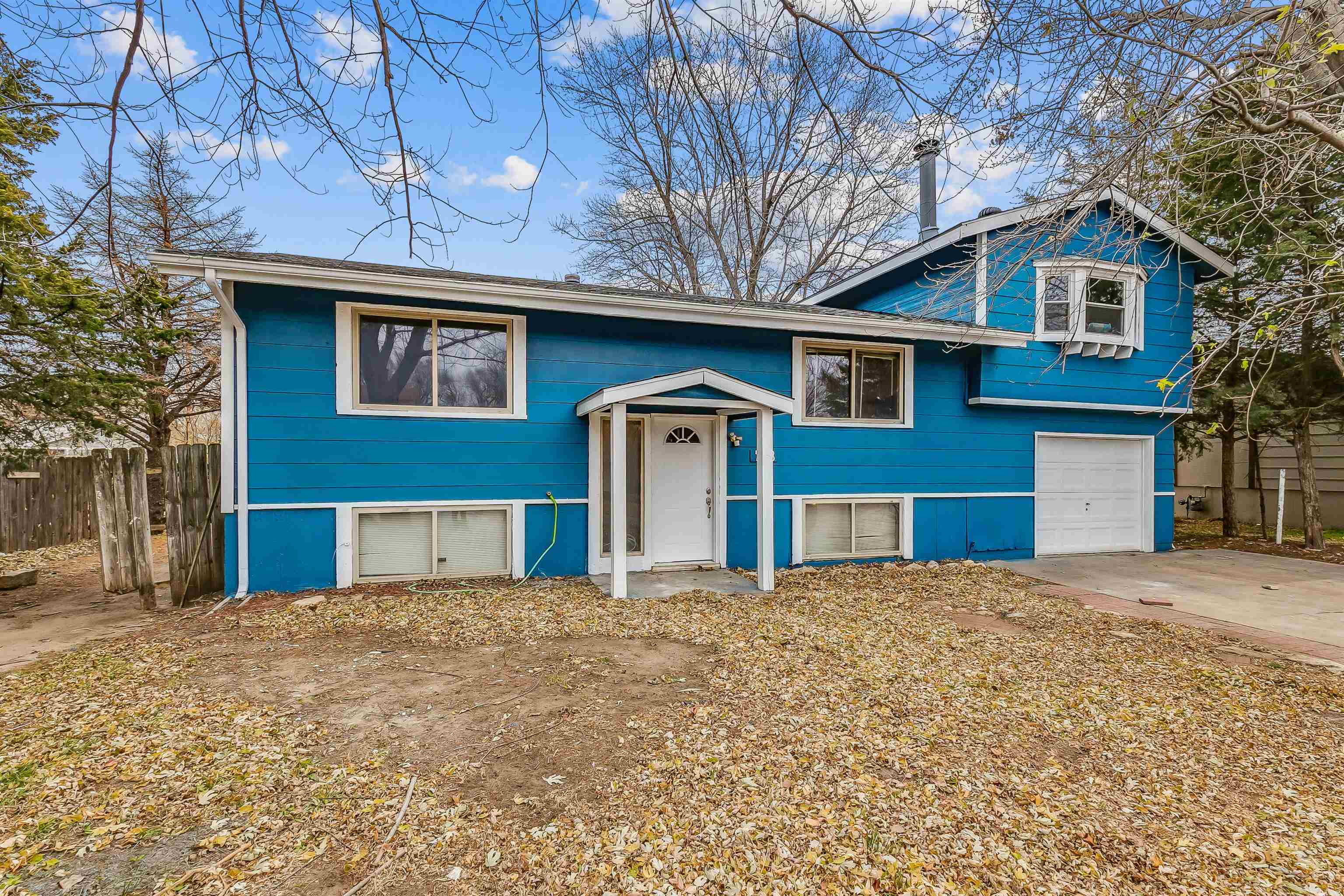 748 North Elder Street Wichita, KS 67212 - Photo 2 of 18