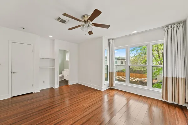 $2,850 | 2321 Commonwealth Street, Houston, TX 77006