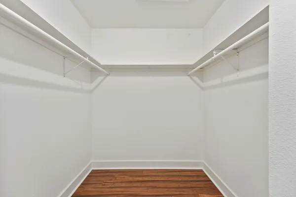 $2,850 | 2321 Commonwealth Street, Houston, TX 77006