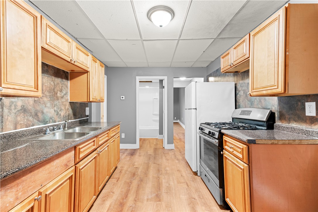 9 Wilson Avenue Woonsocket, RI 02895 - Photo 5 of 28 Gallery Image 5