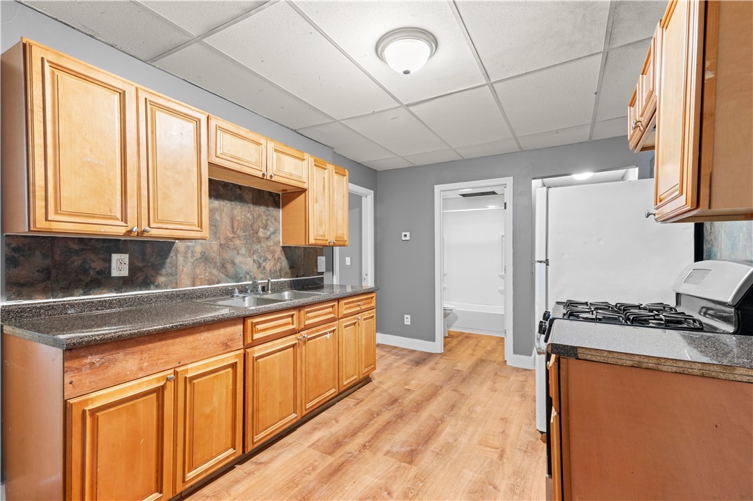 9 Wilson Avenue Woonsocket, RI 02895 - Photo 6 of 28 Gallery Image 6