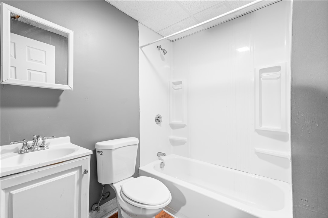 9 Wilson Avenue Woonsocket, RI 02895 - Photo 9 of 28 Gallery Image 9