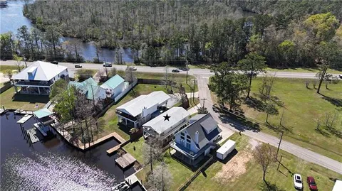 $214,000 | 15016 Choctaw Drive, Kiln, MS 39556