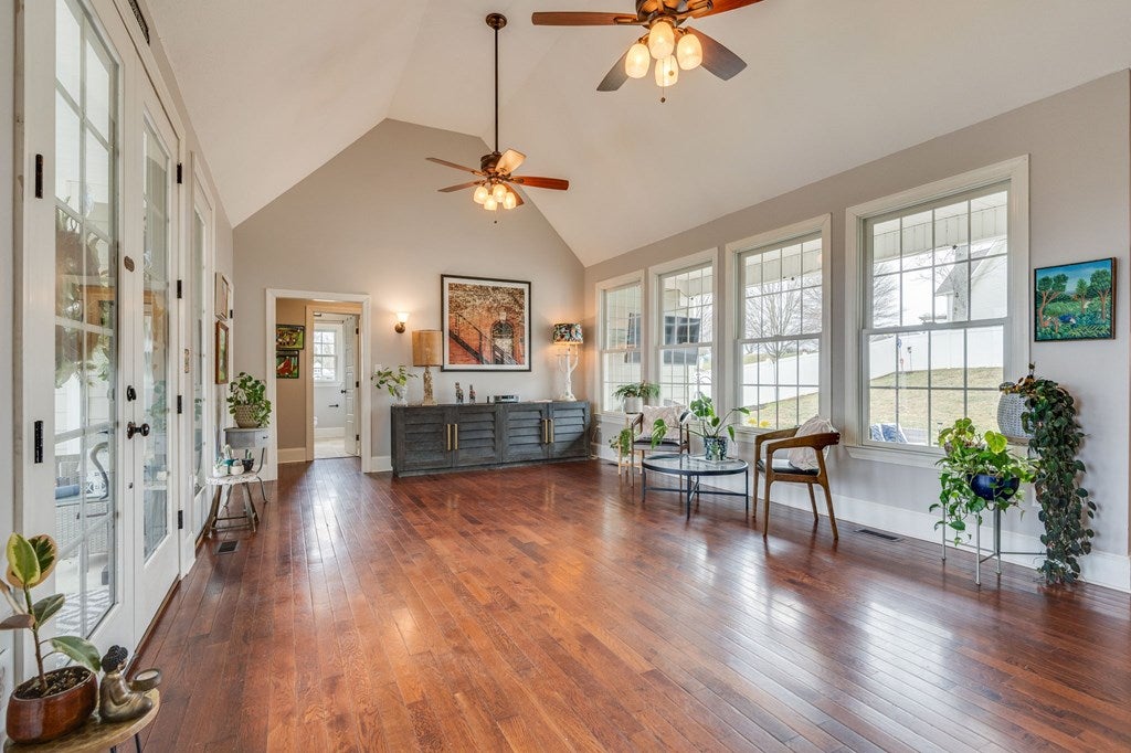 132 Hollyridge Road Glade Spring, VA 24340 - Photo 6 of 35 Gallery Image 6