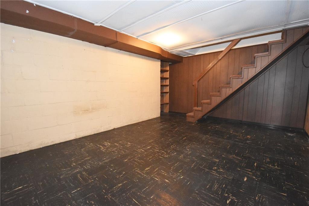 2014 Borland Road Pittsburgh, PA 15243 - Photo 21 of 25 a view of an empty room