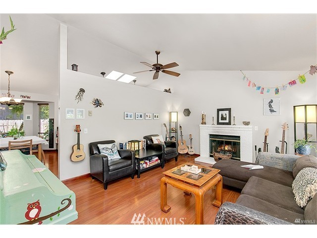 2823 166th Place Southeast Bothell, WA 98012 - Photo 2 of 15
