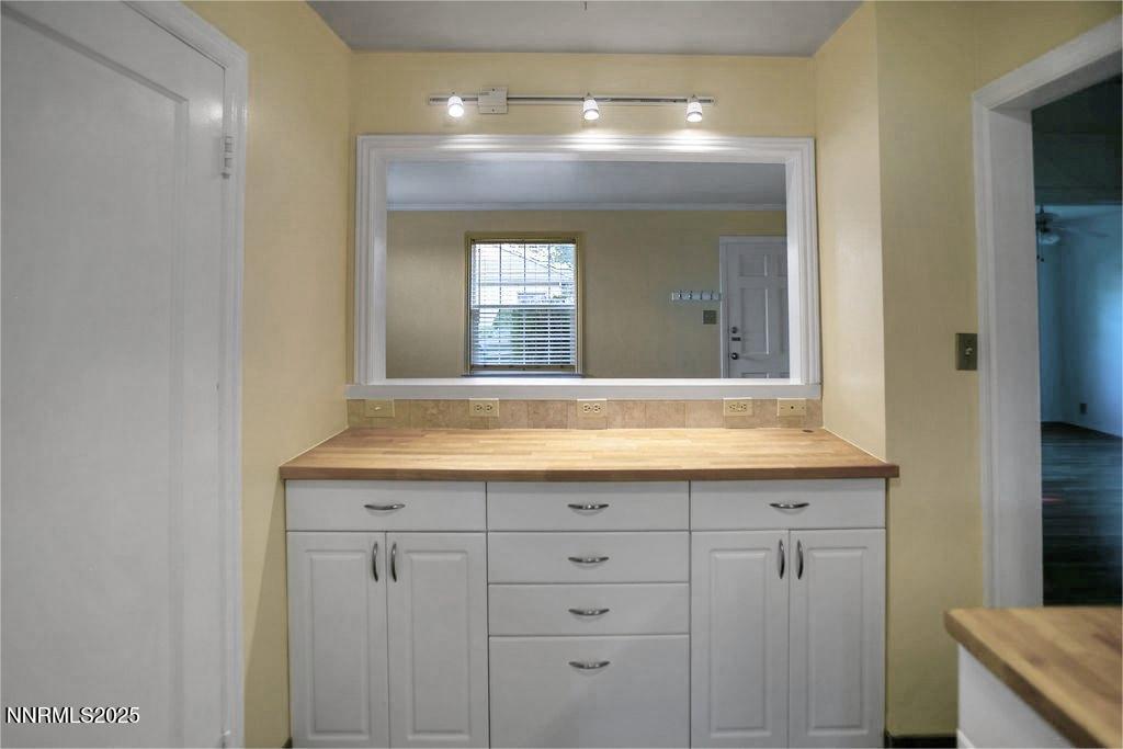 43 Ardmore Drive Reno, NV 89509 - Photo 11 of 28 a bathroom with a sink and a mirror