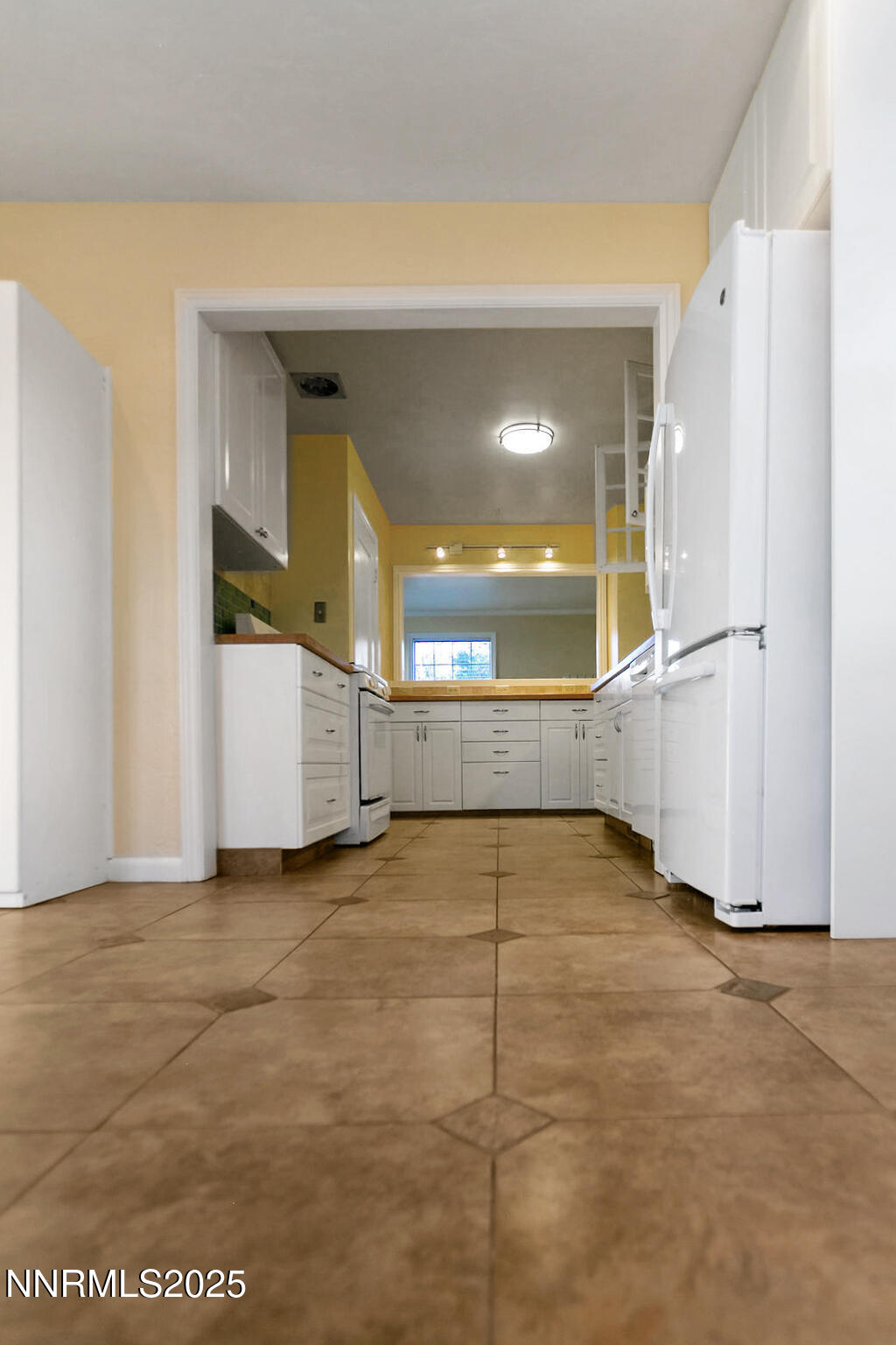 43 Ardmore Drive Reno, NV 89509 - Photo 7 of 28 a view of an empty room