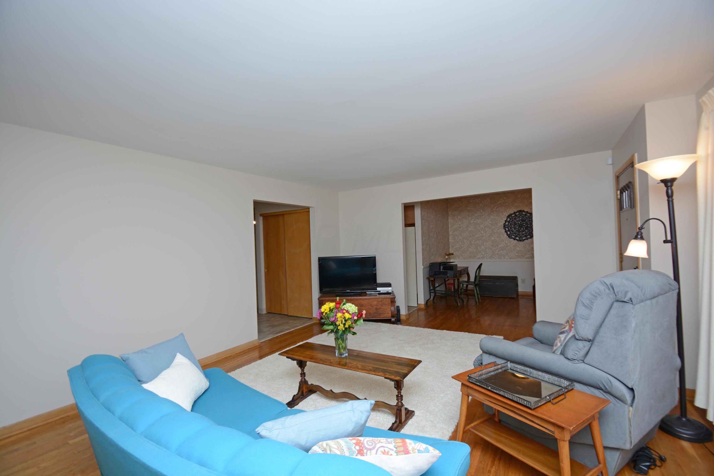 4385 Sandy Lane Road Columbus, OH 43224 - Photo 4 of 21 Gallery Image 4