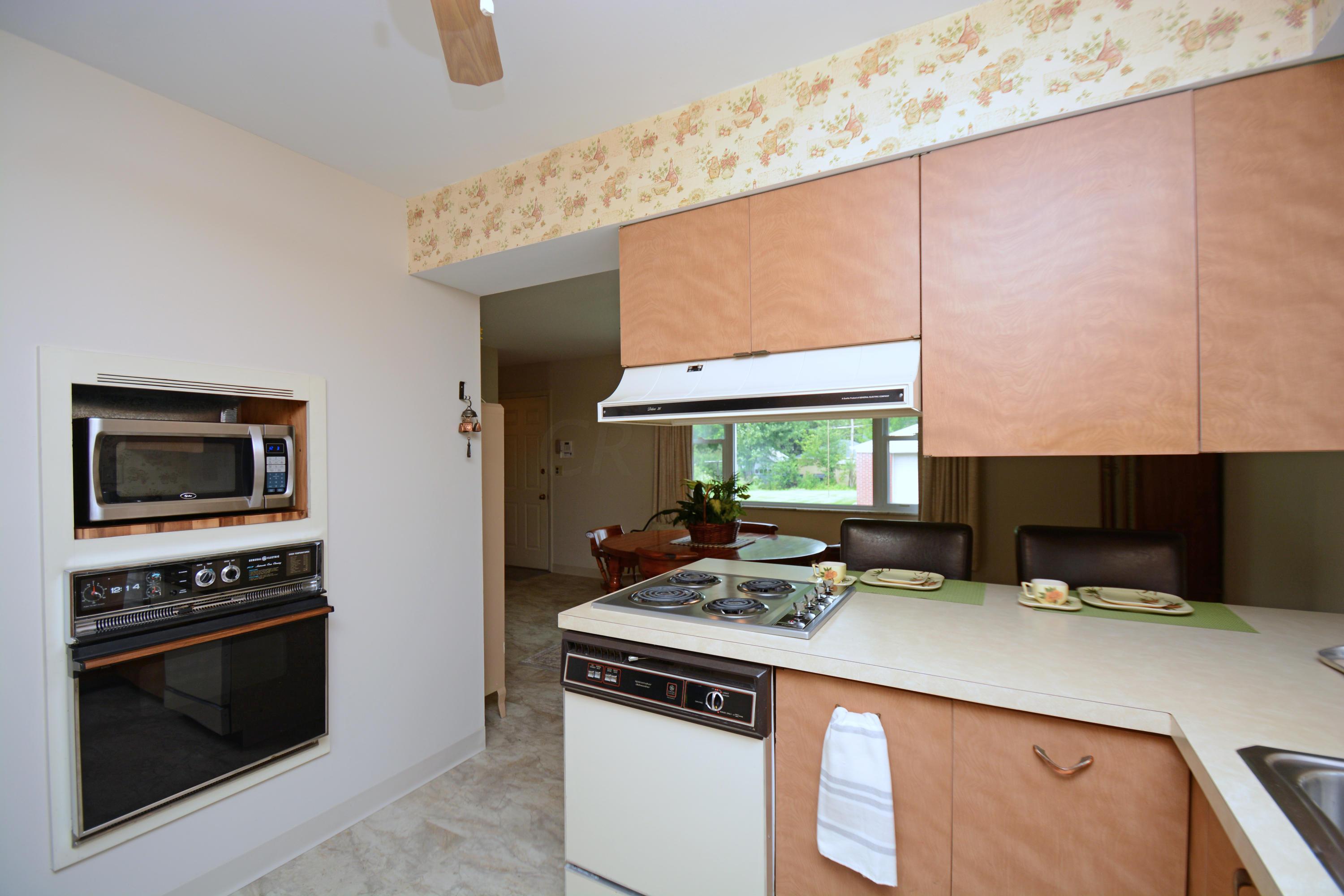 4385 Sandy Lane Road Columbus, OH 43224 - Photo 7 of 21 Gallery Image 7